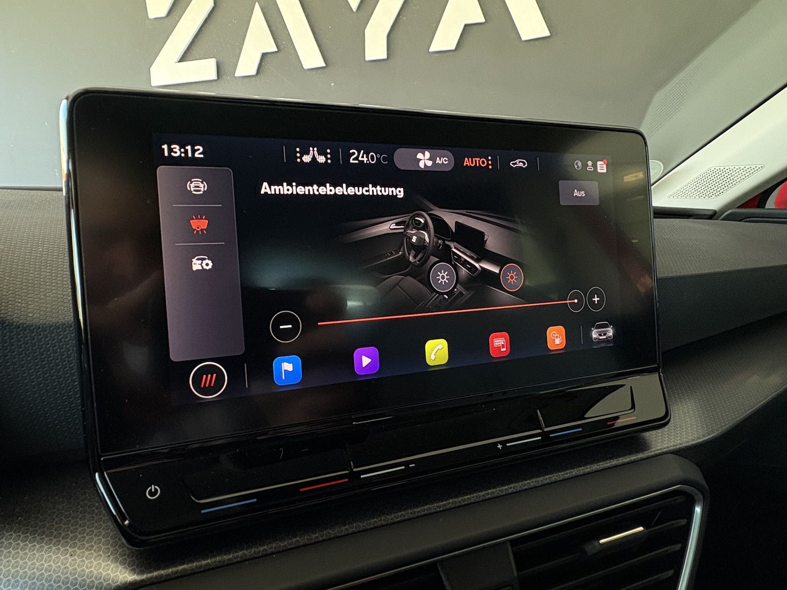 Seat Leon 1.0 eTSI Style - Samsaru's Car Outlet