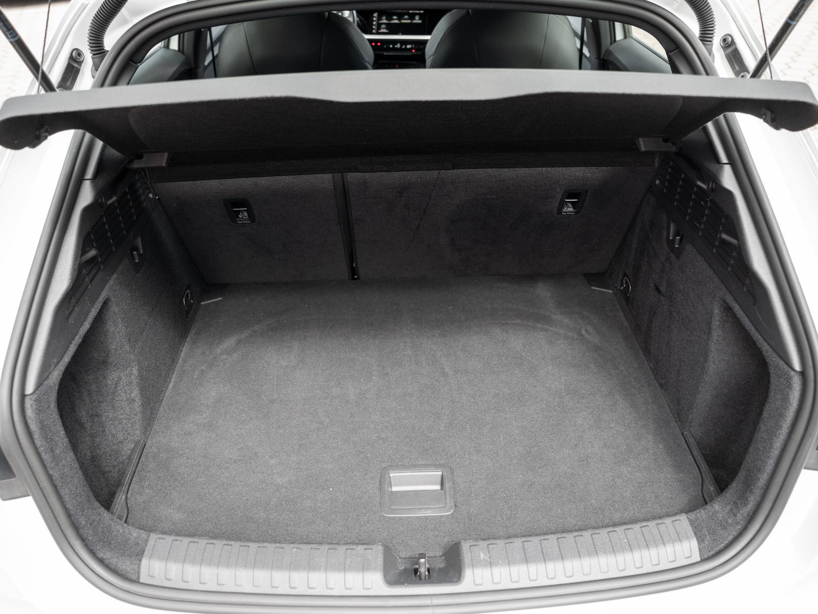 Audi A3 Sportback S line 35 - Samsaru's Car Outlet