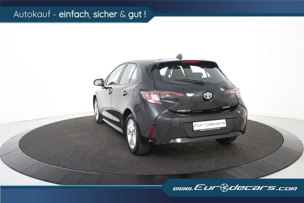 Toyota Corolla 1.8 Hybrid - Samsaru's Car Outlet