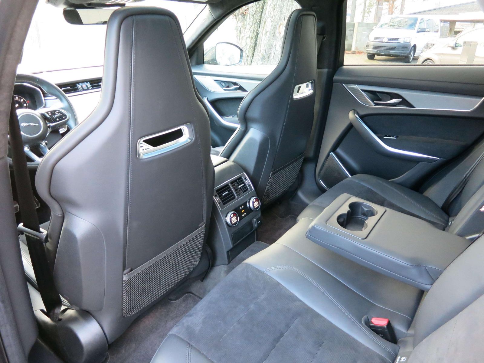 Jaguar F-Pace SVR AWD Subwoofer ACC HEAD-UP KAMERA 21