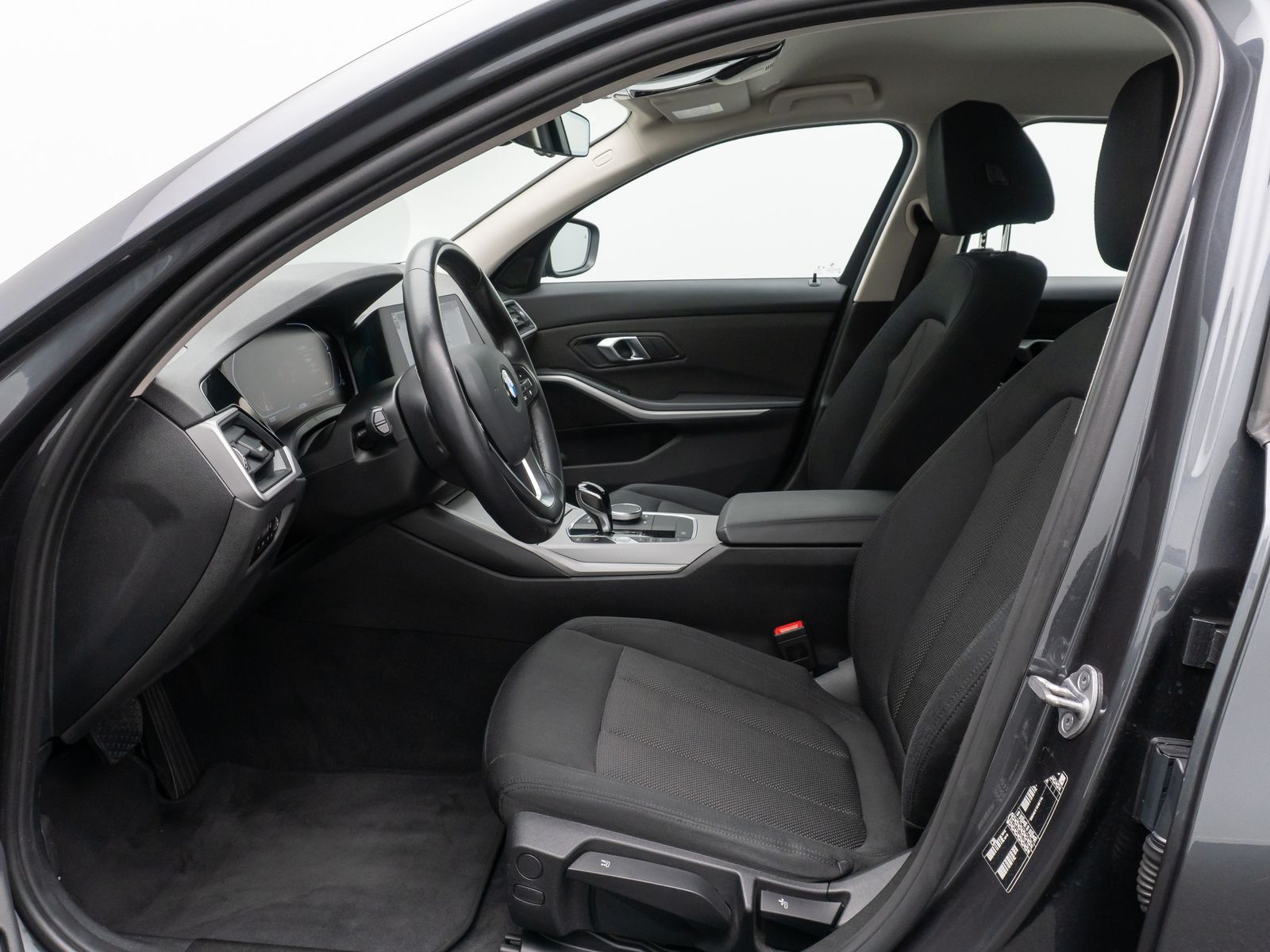 BMW 320d Advantage - Samsaru's Car Outlet