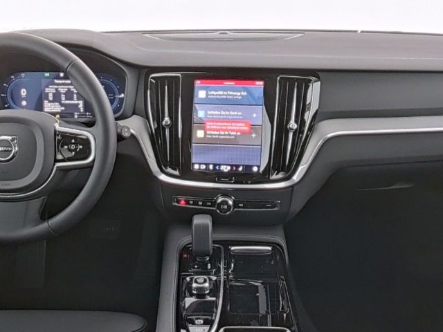 Volvo V60 Plus Dark T6 19''LM AHK 360kam PilotAssist H