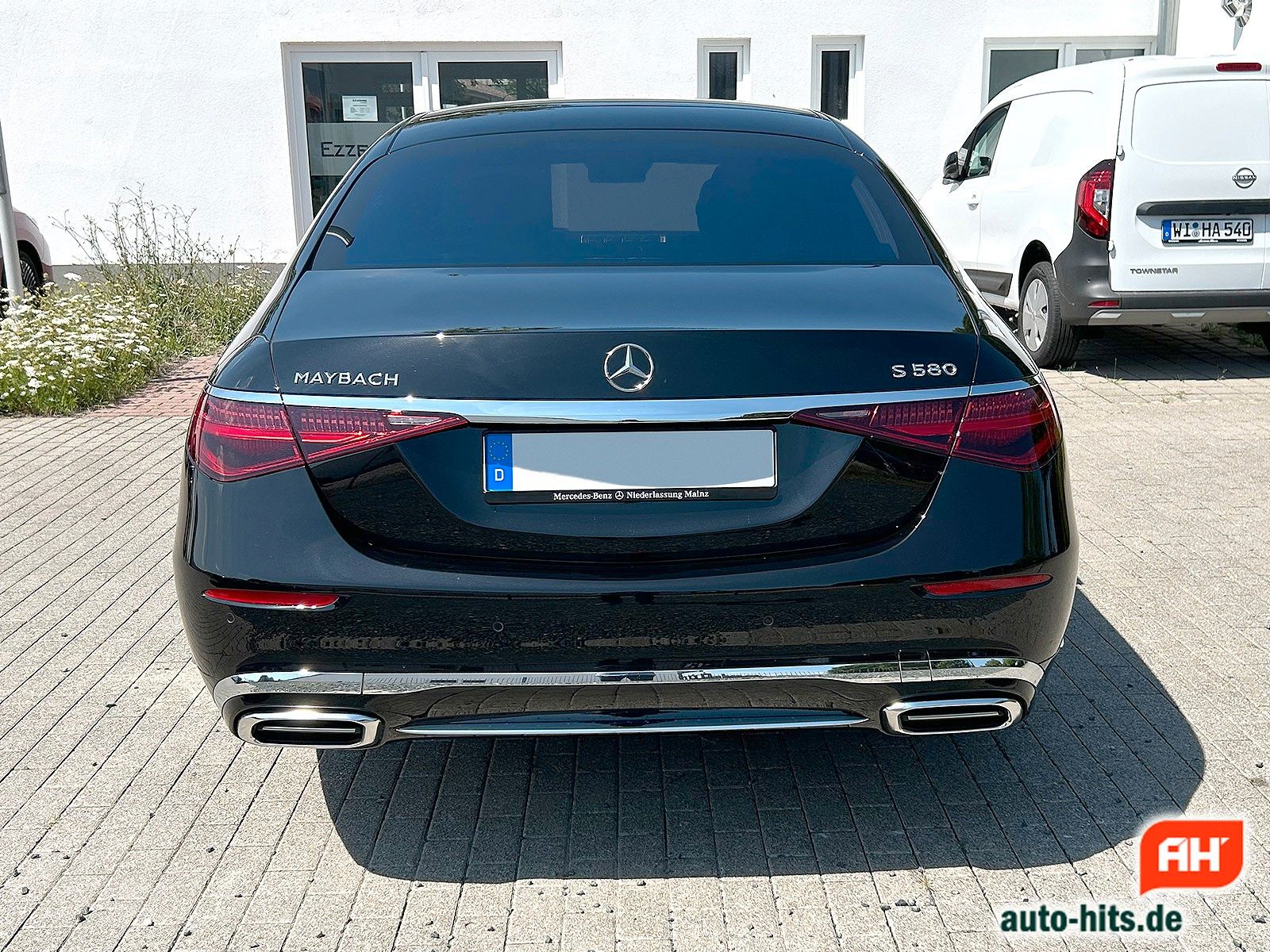 Mercedes-Benz S 580 Maybach 4MATIC - Samsaru's Car Outlet