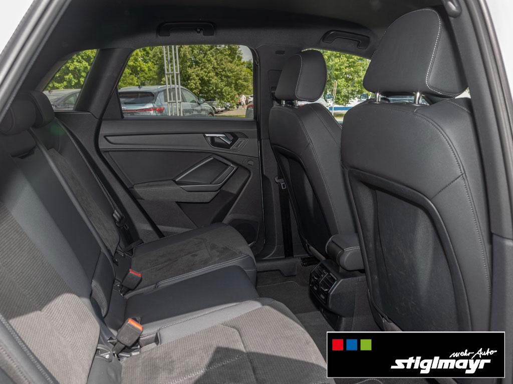 Audi Q3 S-line 45 TFSI quattro - Samsaru's Car Outlet