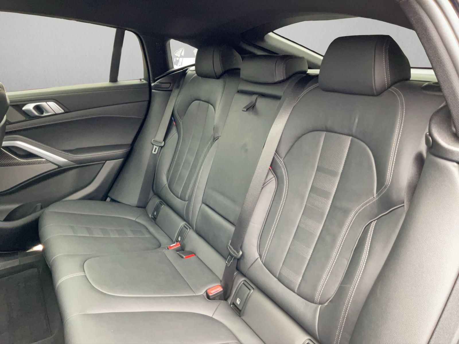BMW X6 xDrive30d M SPORT PANO AHK HARMAN KARDON RÜCK