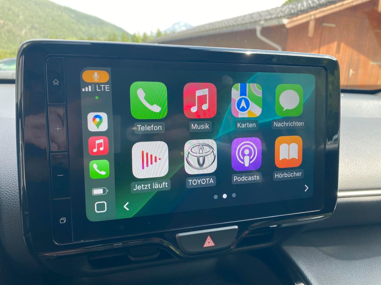 Toyota Yaris Cross 1.5 Hybrid AWD-i,SHZ,R-Cam,App-Co...