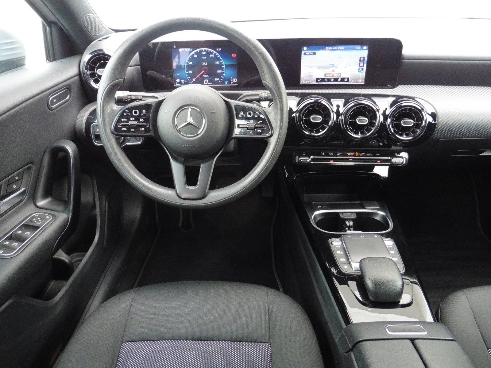 Mercedes-Benz A 180 d DCT - Samsaru's Car Outlet