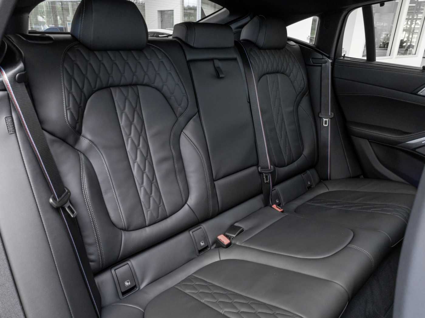 BMW X6 xDrive30d M Sport - Samsaru's Car Outlet