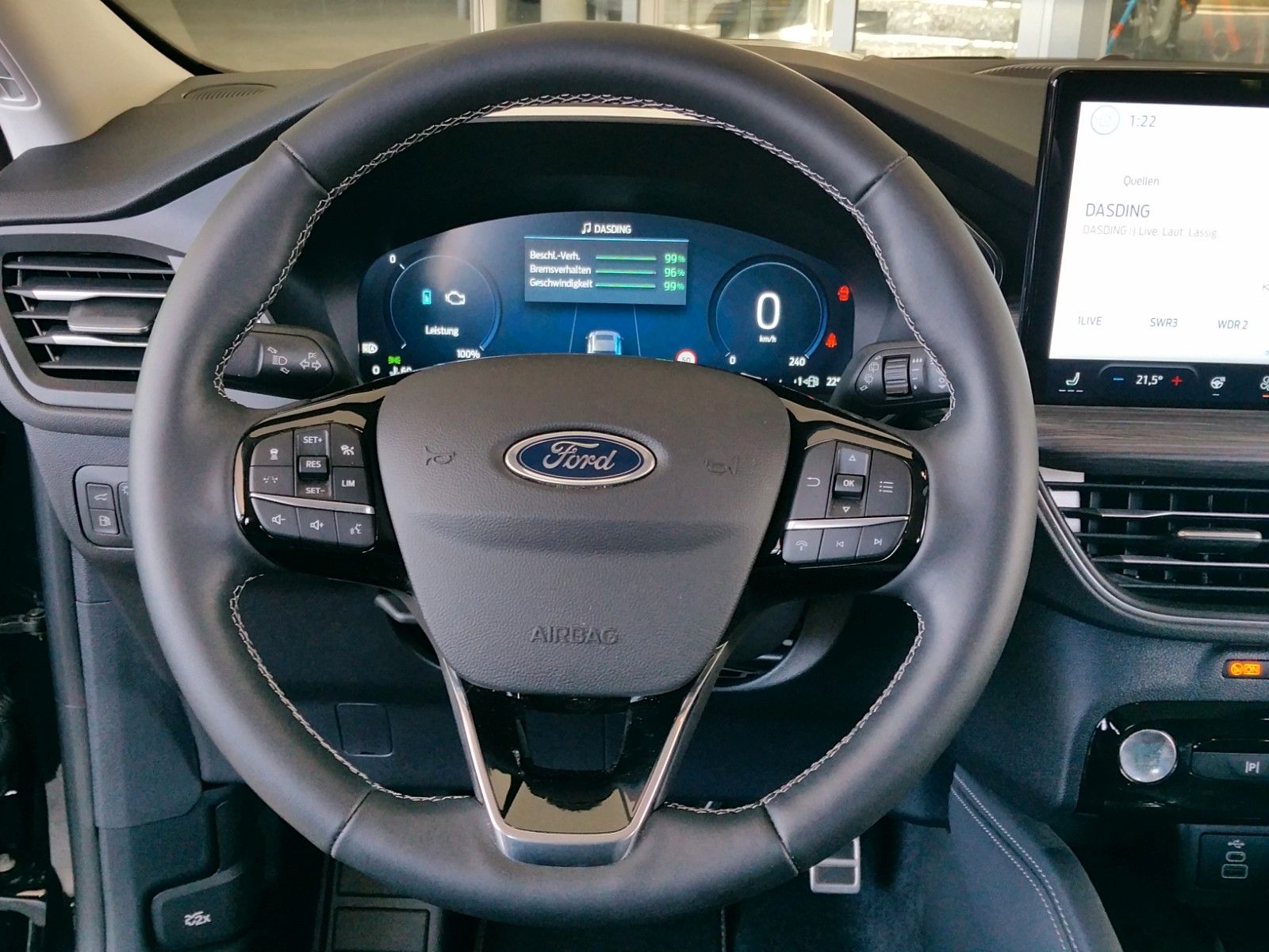 Ford Kuga Plug-In Hybrid Active - Samsaru's Car Outlet