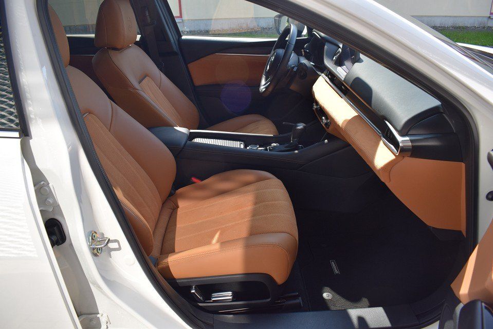 Mazda 6 2.5 194PS 6AG 20THANNIVERSARY SUNR Bose Matrix