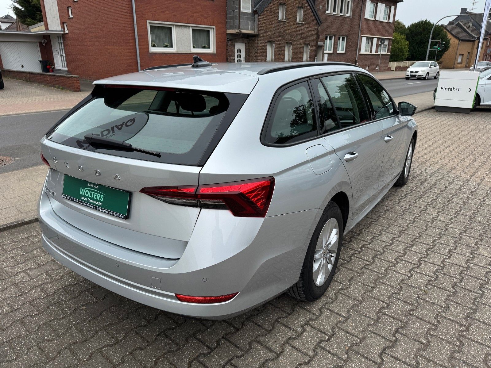 Skoda OCTAVIA COMBI AMBITION - Samsaru's Car Outlet