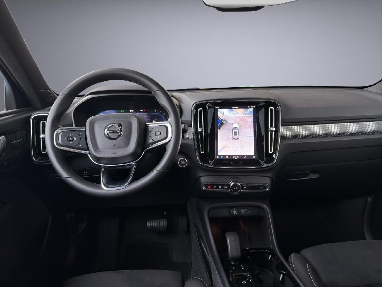 Volvo XC40 Ultra Black Edition AHK* Frontscheibenheiz.