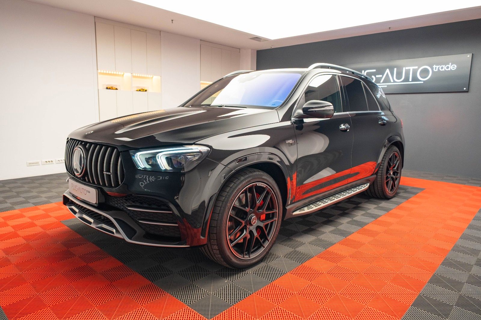 Mercedes-Benz GLE 53 AMG 4M+ Burm Massage Pano 360 22" HUD