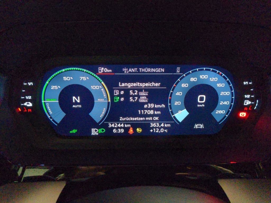 Audi A3 Sportback 40TFSIe S tronic Matrix SHZ PDC hin