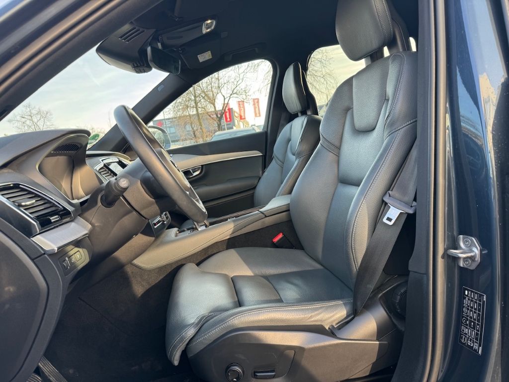 Volvo XC90 Inscription Expression Recharge Plug-In Hyb