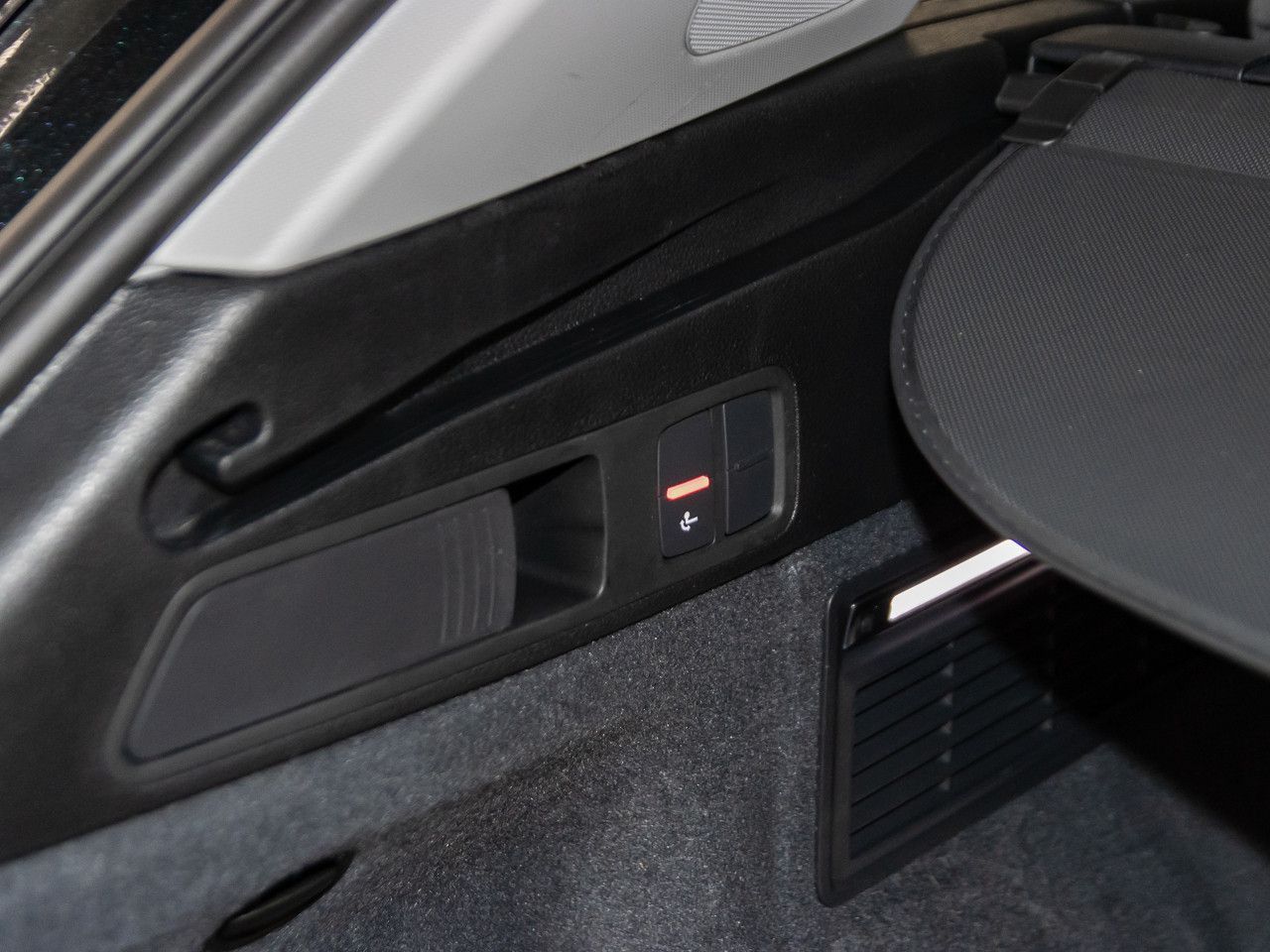 Audi Q5 40 TDI S line quattro VirtCo LED AHK Navi 19'