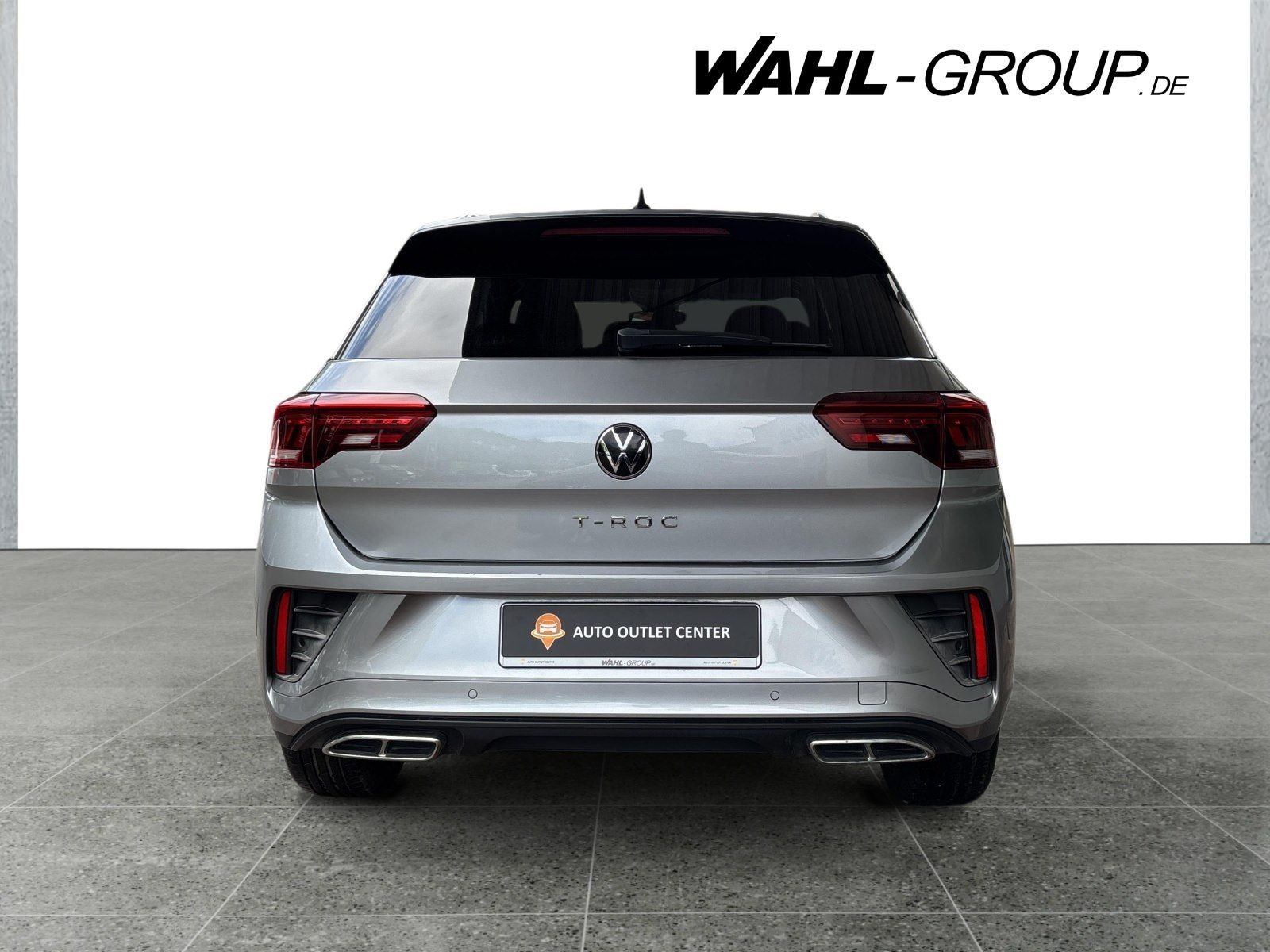 Volkswagen T-Roc 1.5 TSI R-LINE - Samsaru's Car Outlet