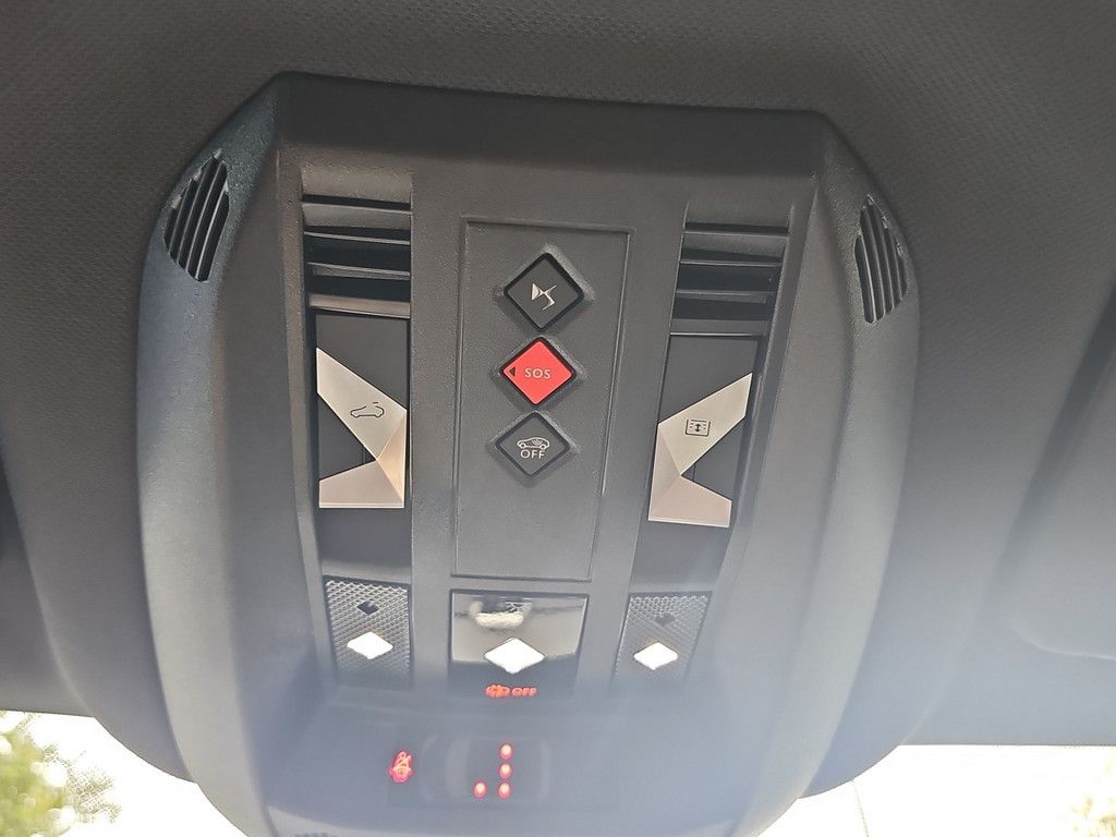 DS Automobiles DS 7 BlueHDI 130 Aut. OPERA LEDER Panoramadach