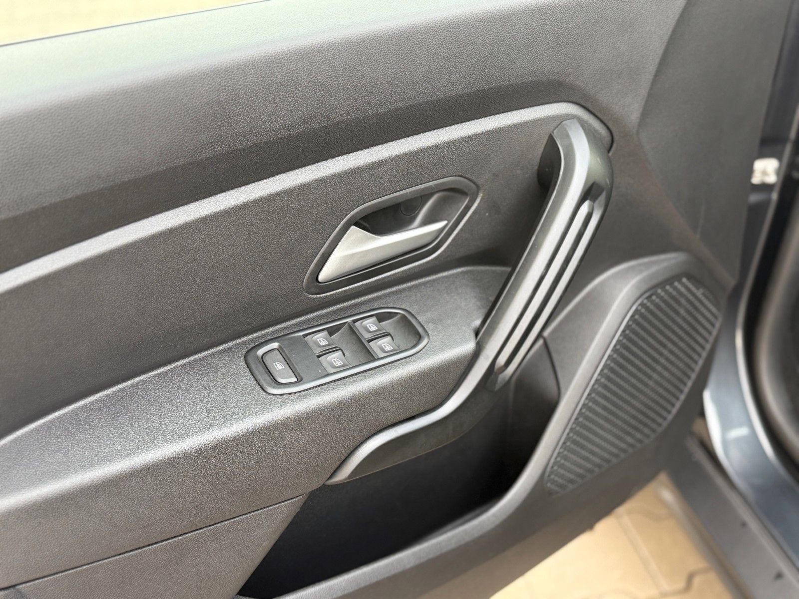 Dacia Duster II Expression 4WD - Samsaru's Car Outlet