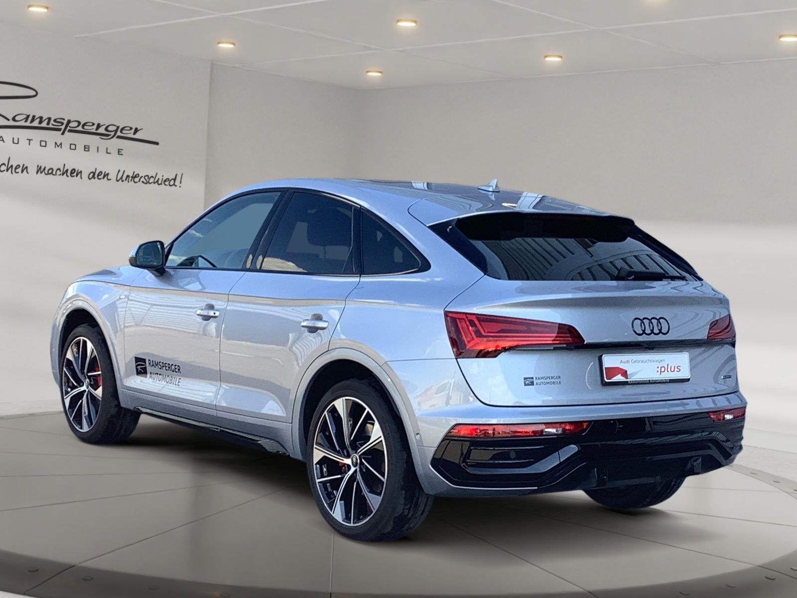 Audi Q5 Sportback S line 40 TDI qu HuD Stdhz AHK Pano