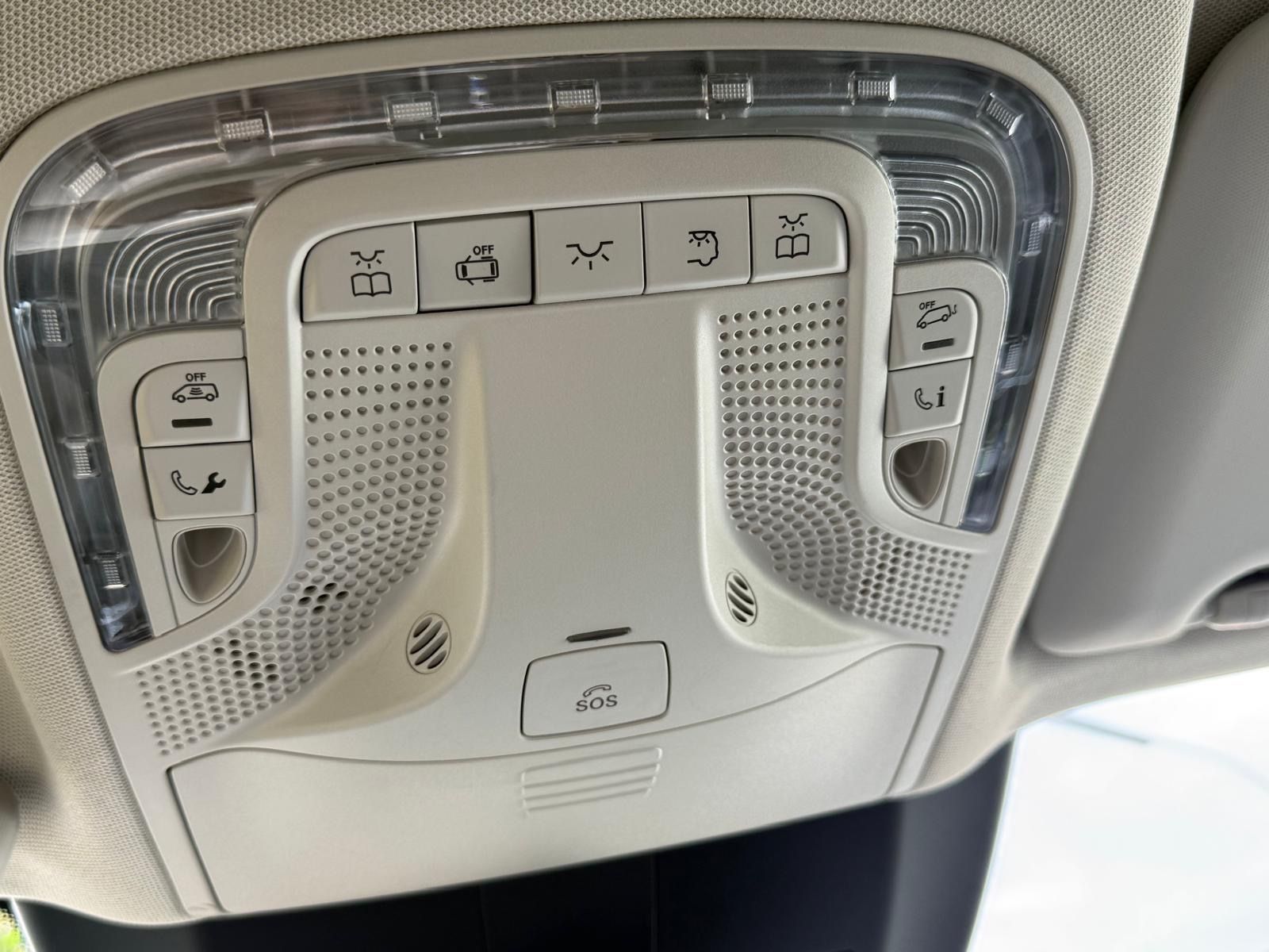 Mercedes-Benz V 220 V -Klasse AVANTG./EDITION - Samsaru's Car Outlet