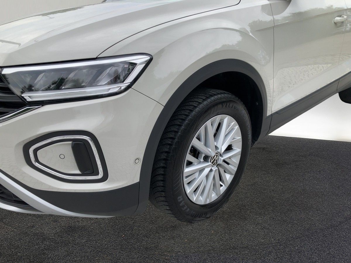 Volkswagen T-ROC 1.0 TSI LIFE - Samsaru's Car Outlet