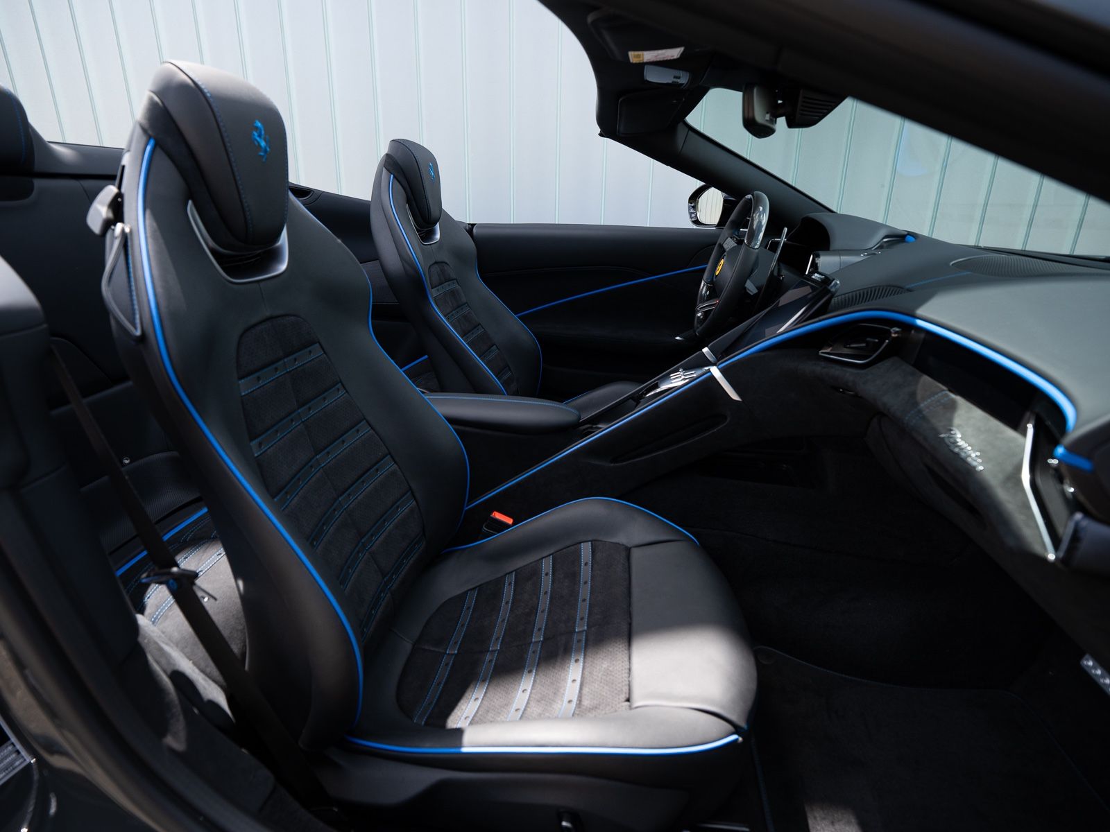 Ferrari Roma Spider - Samsaru's Car Outlet