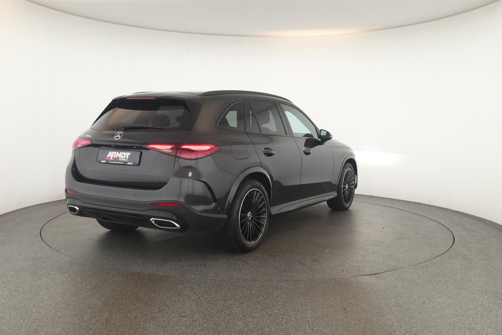 Mercedes-Benz GLC 300 d 4M AMG Advanced Night DIGITAL Pano AHK
