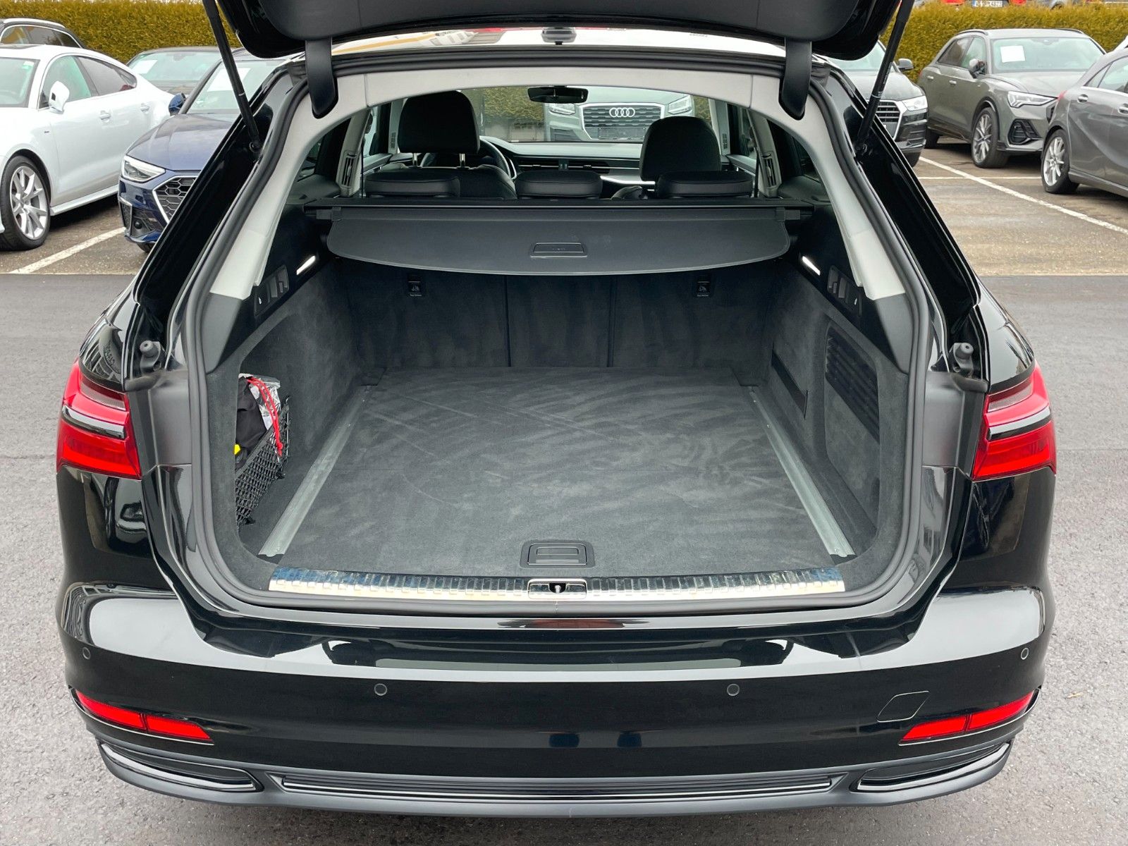 Audi A6 Avant 40 TDI quattro sport S-tronic - Samsaru's Car Outlet