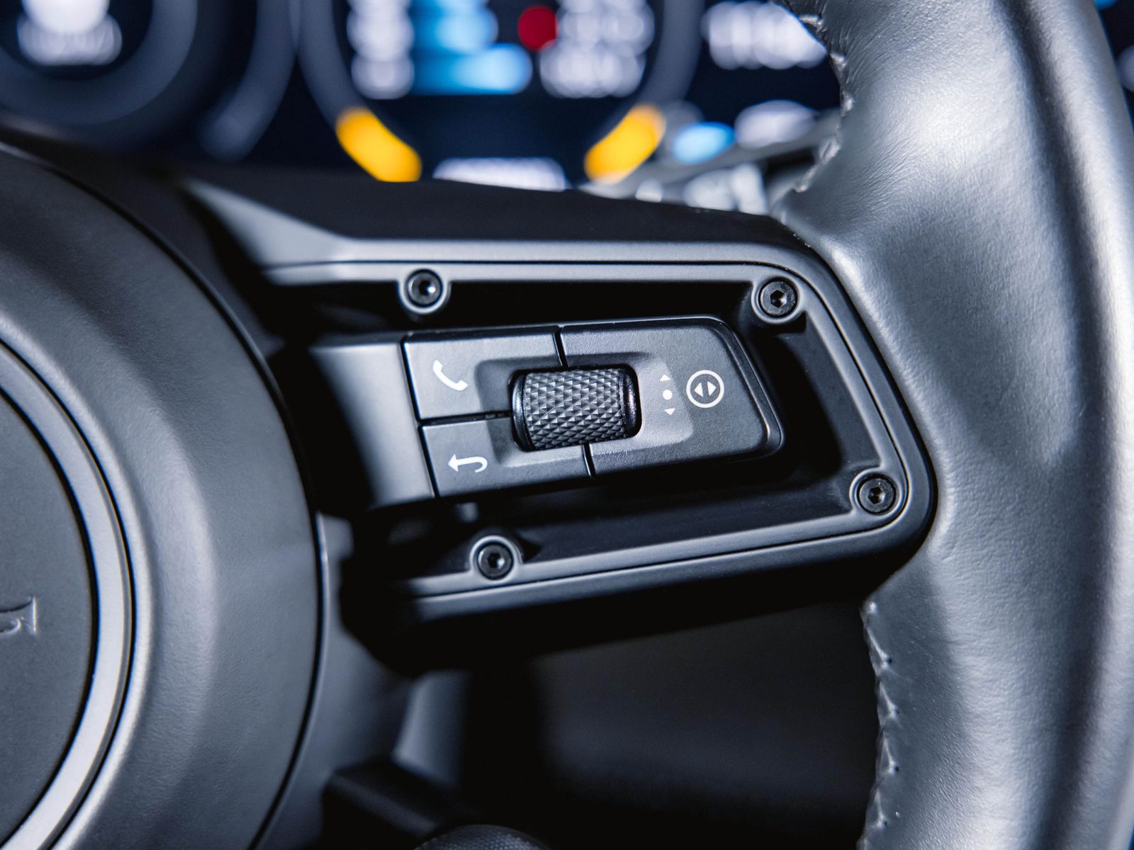 Porsche Taycan GTS InnoDrive BOSE Hinterachslenkung