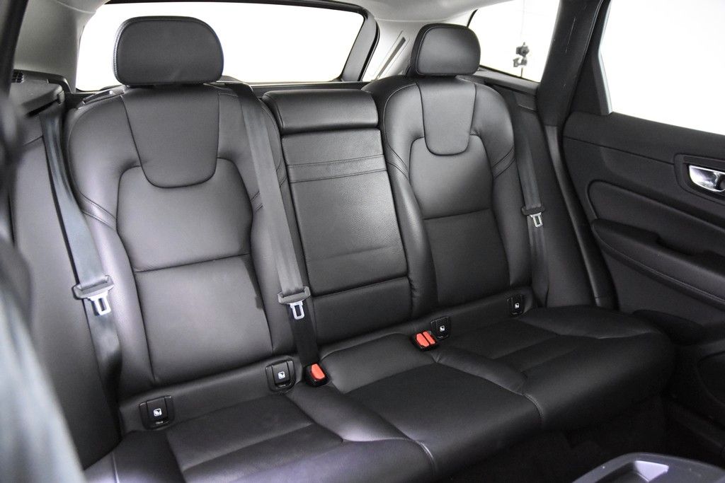 Volvo XC60 T6 AWD Recharge - Samsaru's Car Outlet