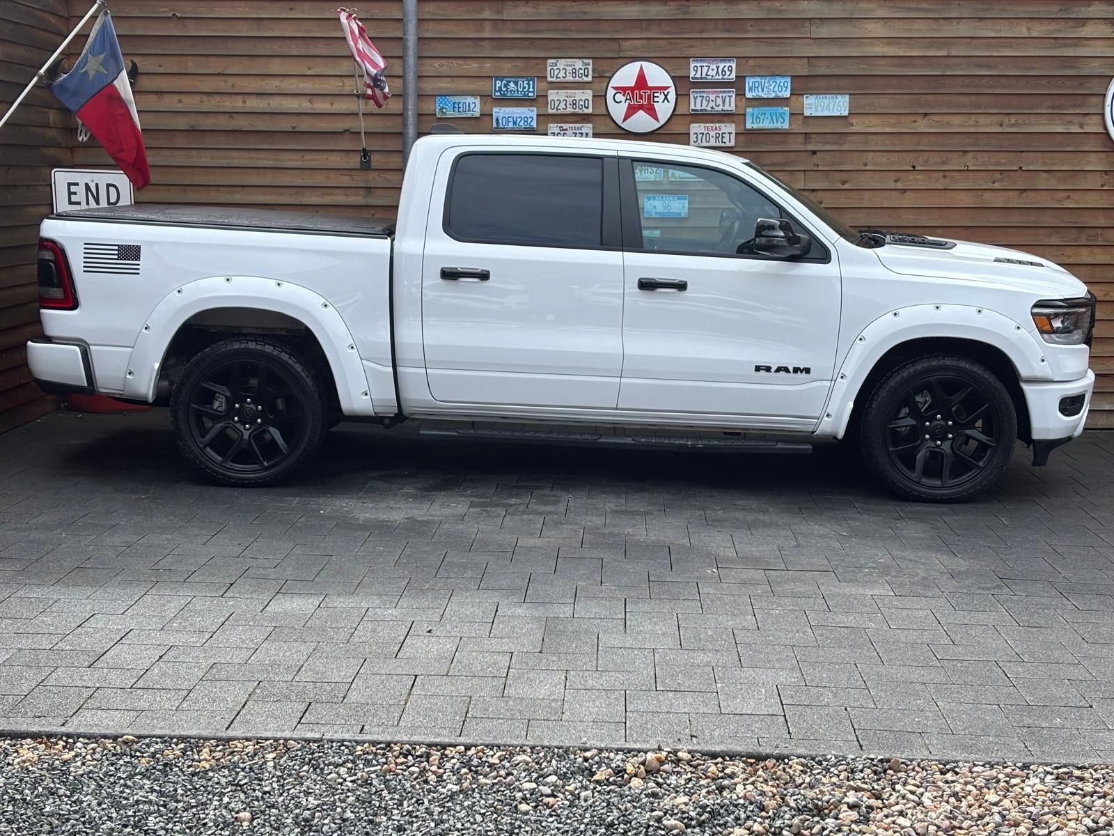 Dodge RAM 1500 Laramie 5.7L 12Zoll Display 4x4 LPG AHK