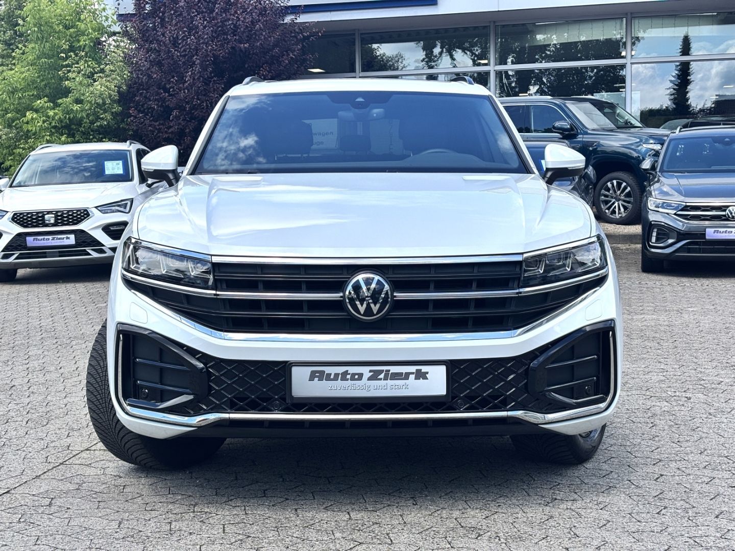 Volkswagen Touareg 3.0 TDI 4Motion R-Line ACC IQ.LIGHT PANO