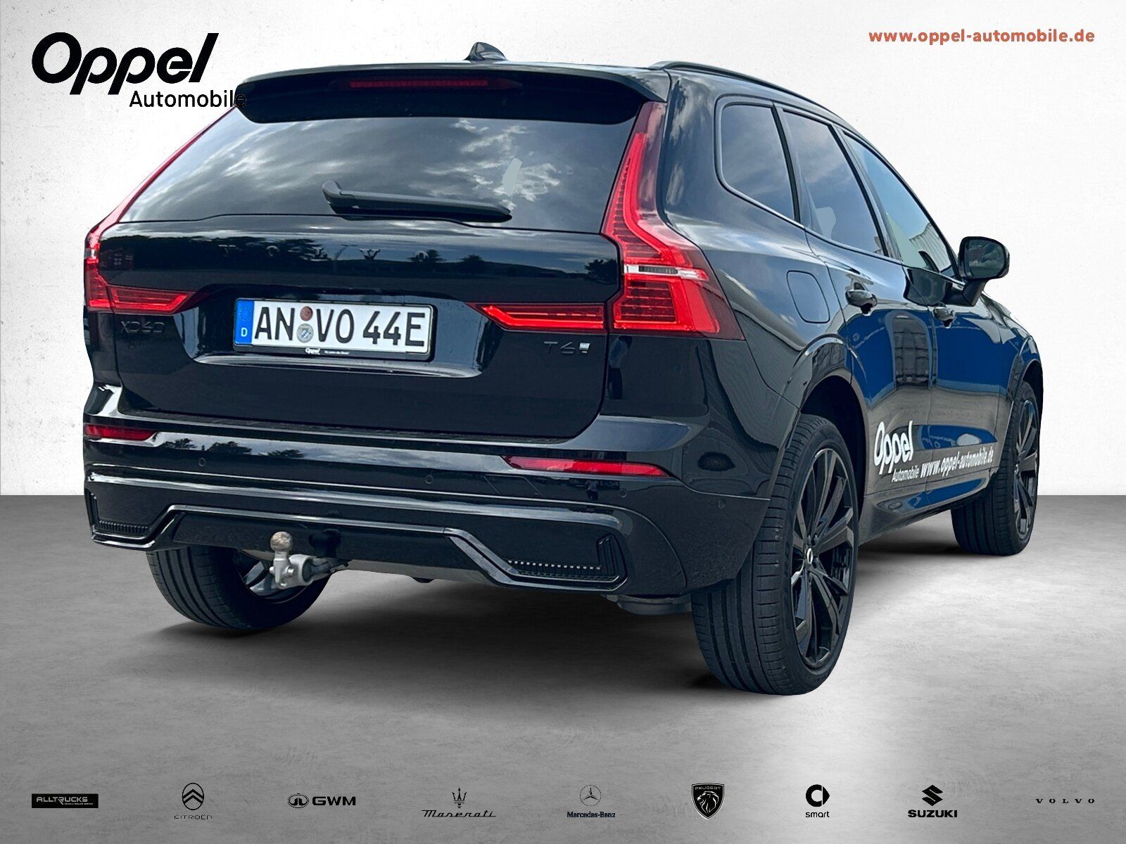 Volvo T6 AWD Plus Black Ed.+360+Luftfahrw.+AHK+Assist.