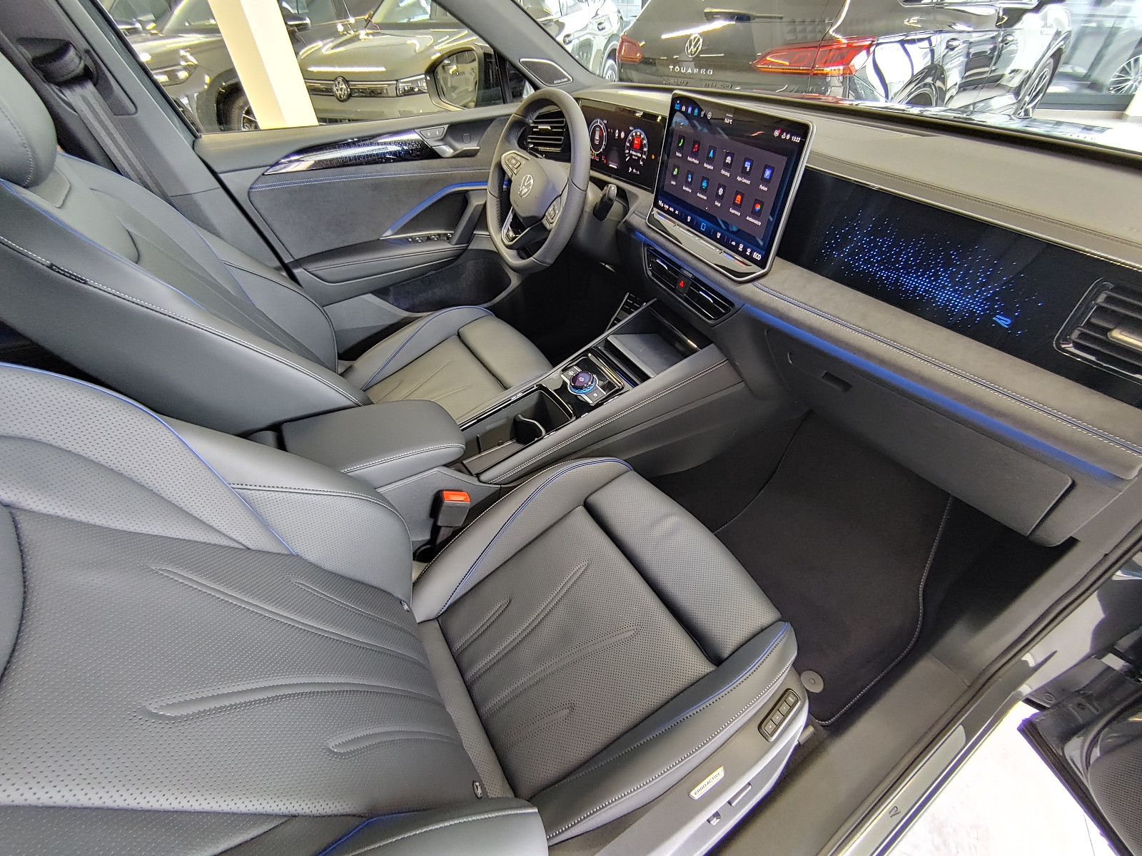 Volkswagen Tiguan eHybrid 200 R-Line Leder/Pano/360°/Sound