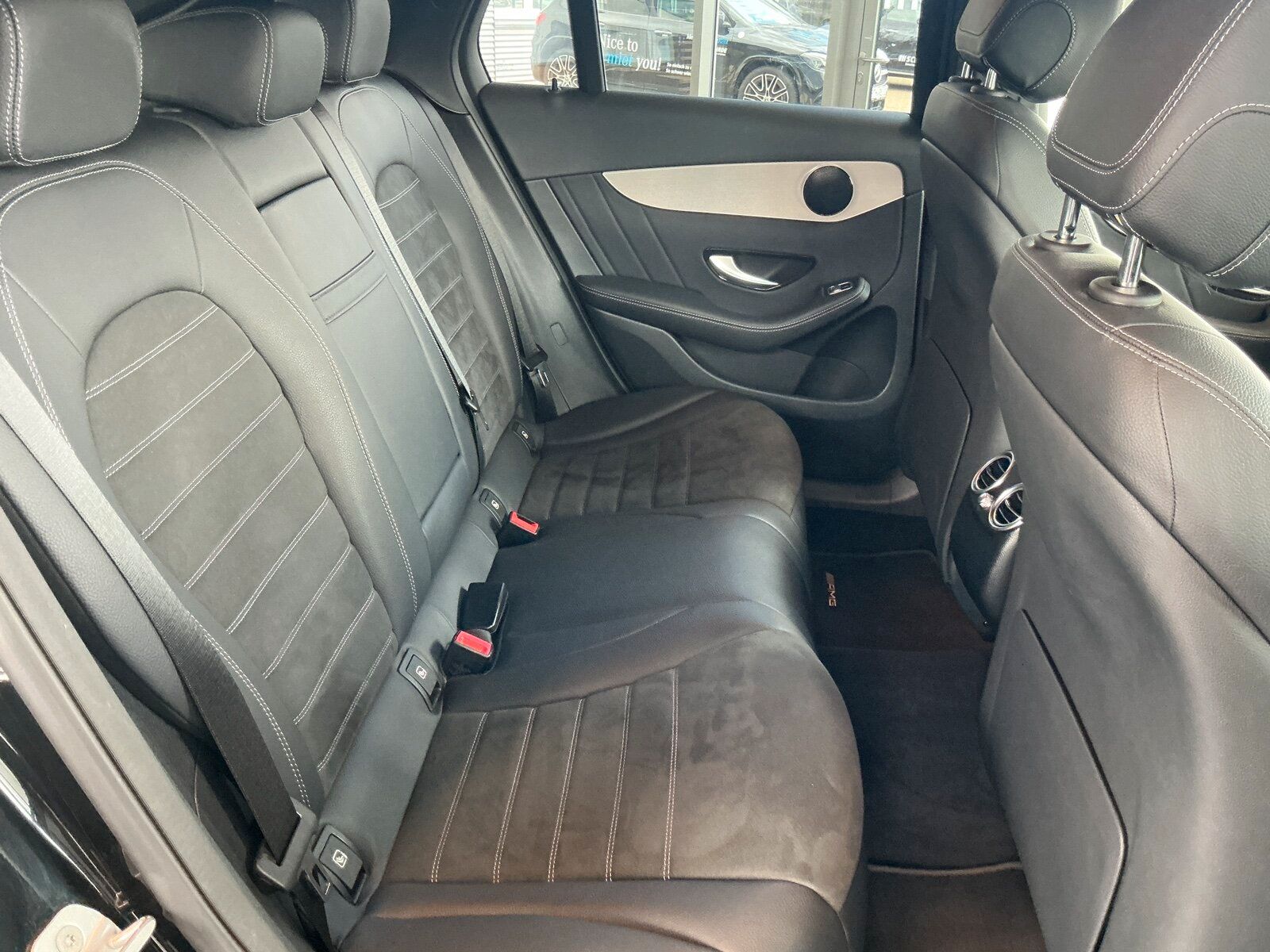 Mercedes-Benz GLC 300 de 4M AMG Line - Samsaru's Car Outlet