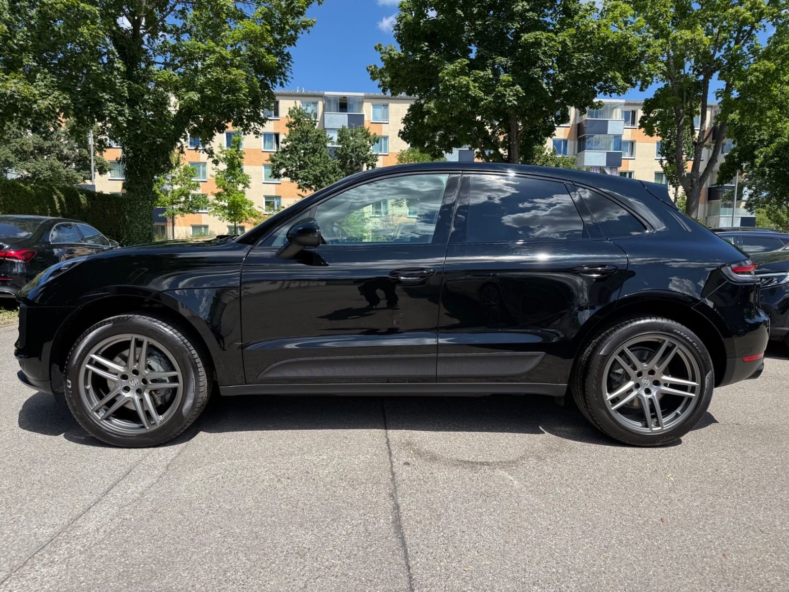 Porsche Macan S - Samsaru's Car Outlet