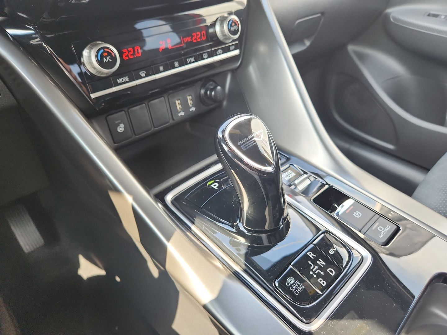 Mitsubishi Eclipse Cross Plug-In Hybrid Select Black WR