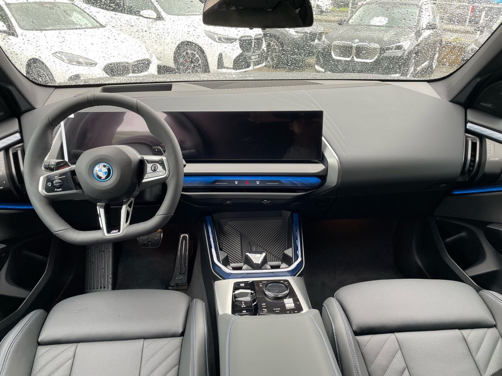 BMW X3 30e xDrive || M Sport Pro AHK Pano H&K 360°
