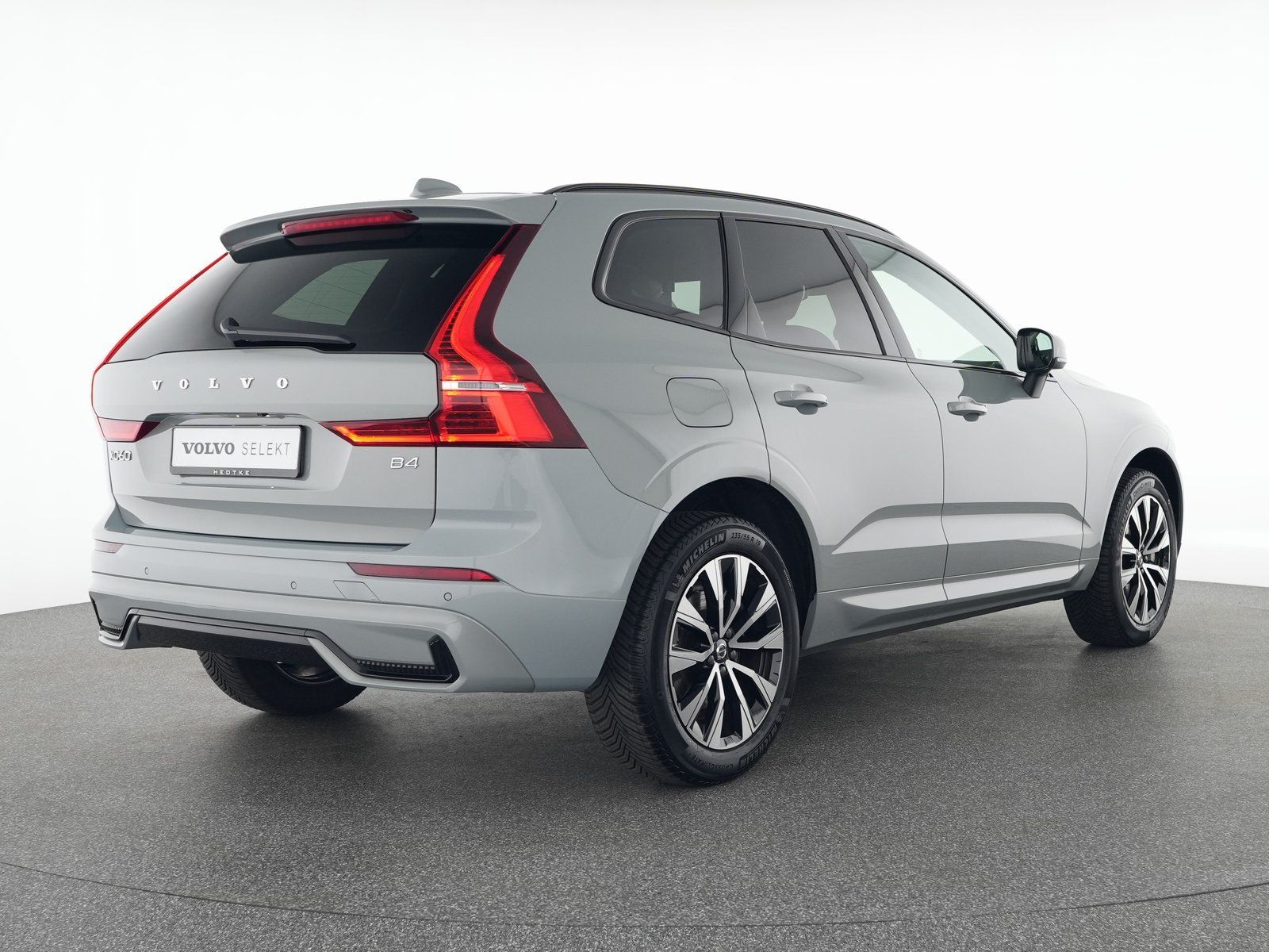 Volvo XC60 B4 Diesel Geartronic Plus Dark