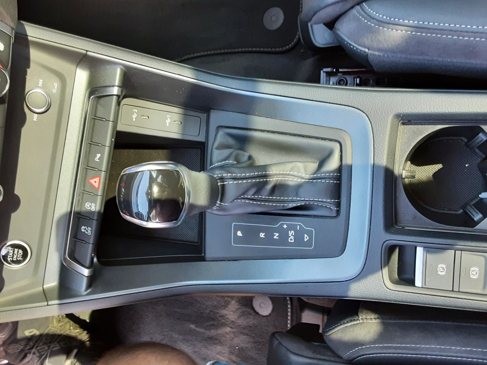 Audi Q3 45 TFSI quattro S line - Samsaru's Car Outlet