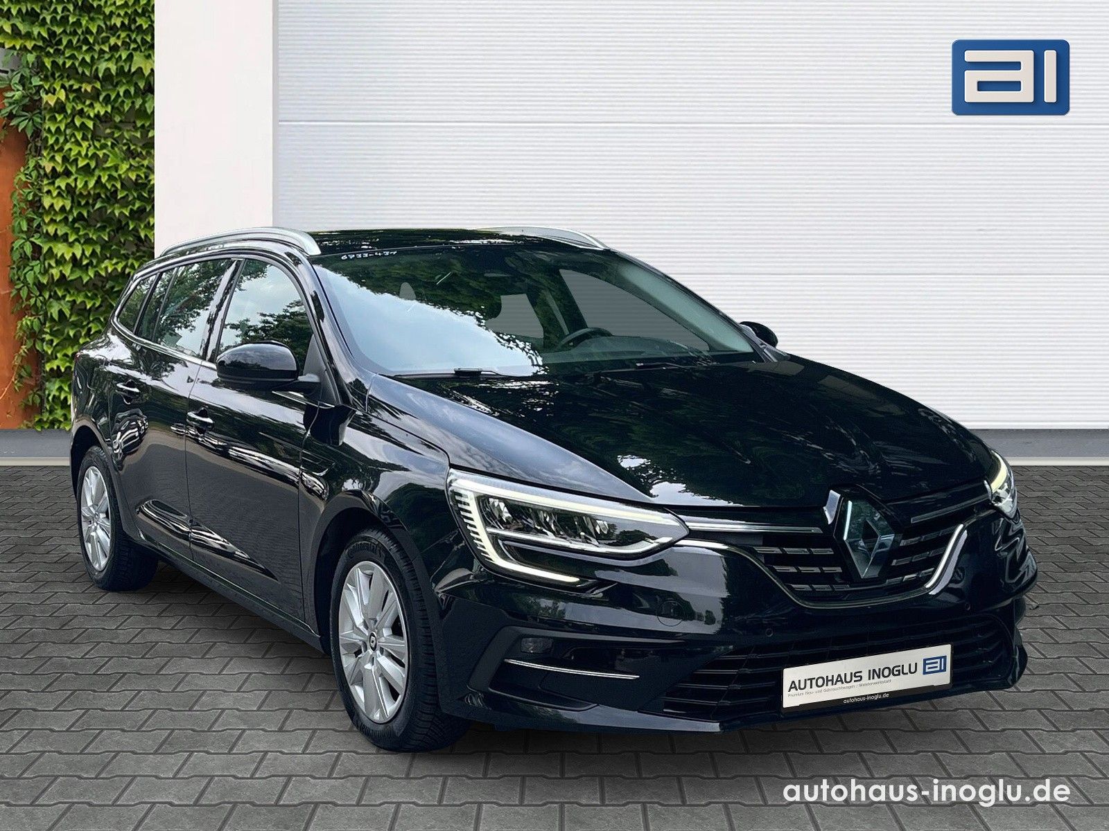 Renault Megane 1.3 TCE AT Business - Samsaru's Car Outlet