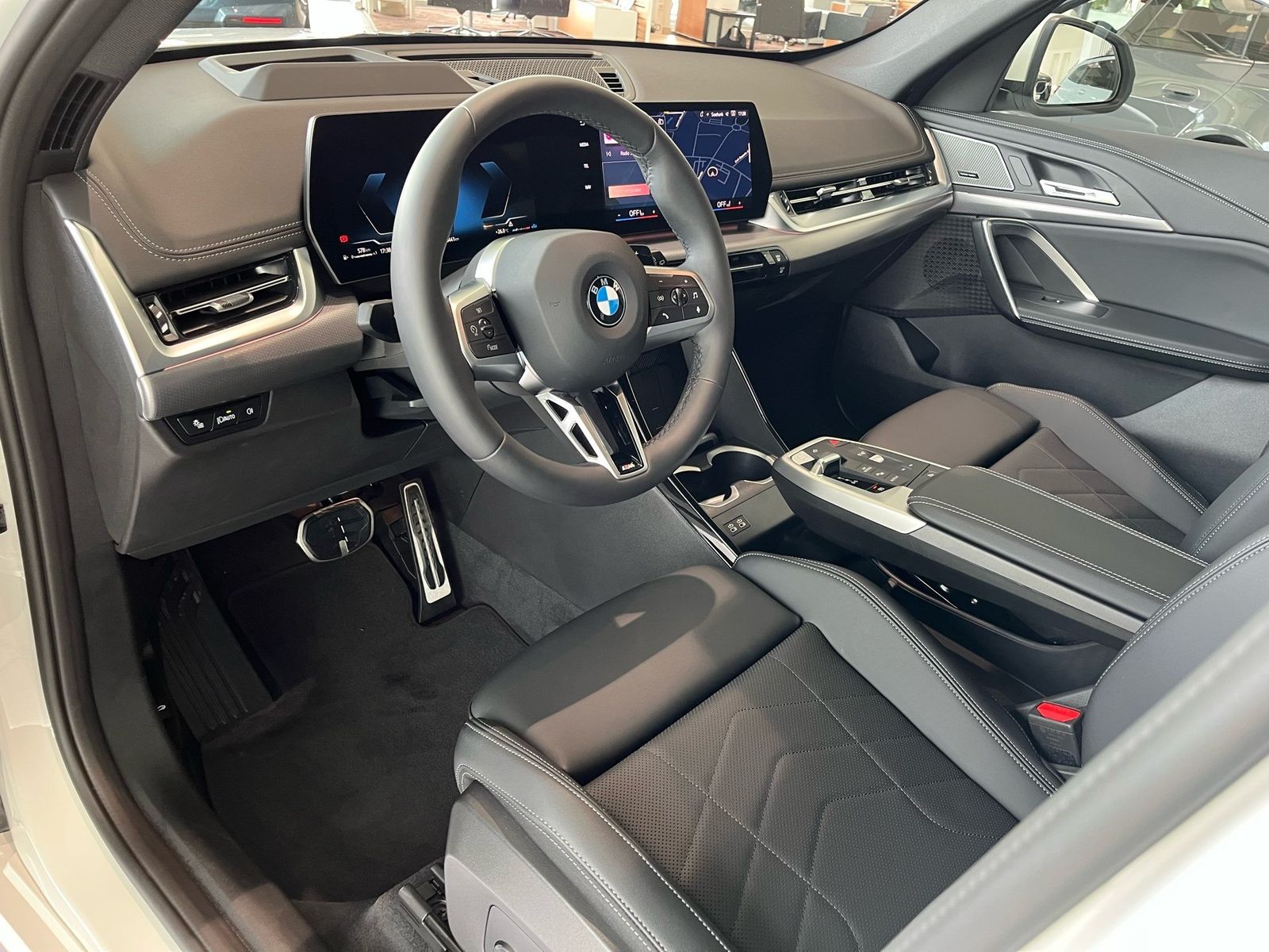BMW X1 xDrive23i Inkl. €1.190 Zubehörbonus* M Sportp