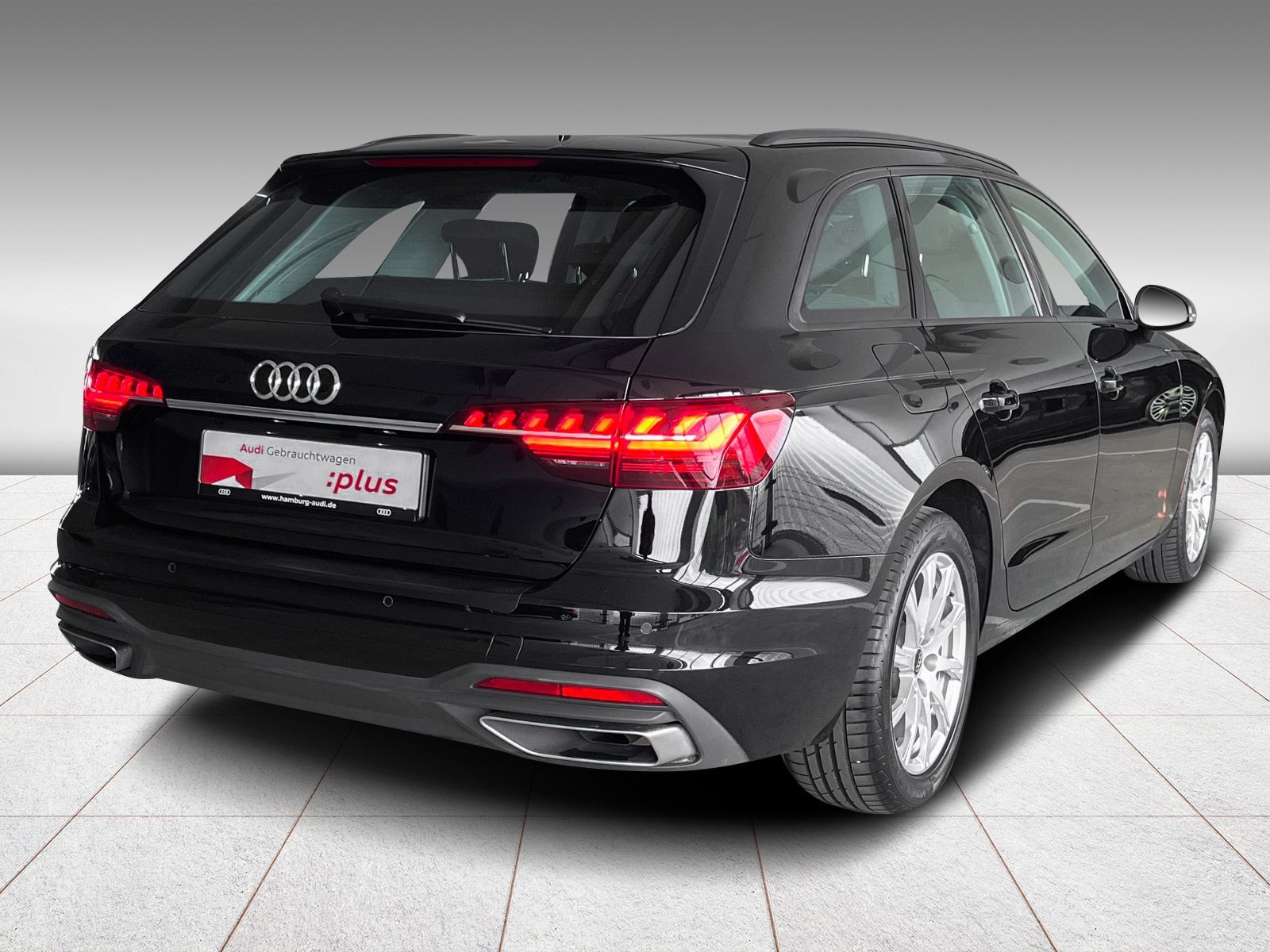 Audi A4 Avant 35 TFSI S tronic - Samsaru's Car Outlet