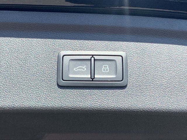 Audi A3 Sportback 1.0 TFSI S-line S-tronic AHK Navi