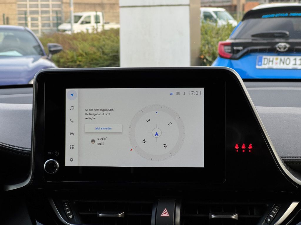 Toyota C-HR 2.0 Hybrid Team - Samsaru's Car Outlet