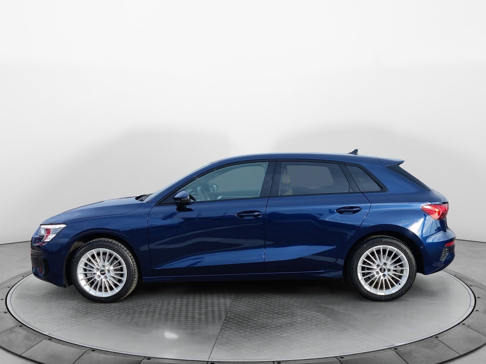 Audi A3 Sportback 40 TDI q. S-Tronic advanced, Matrix