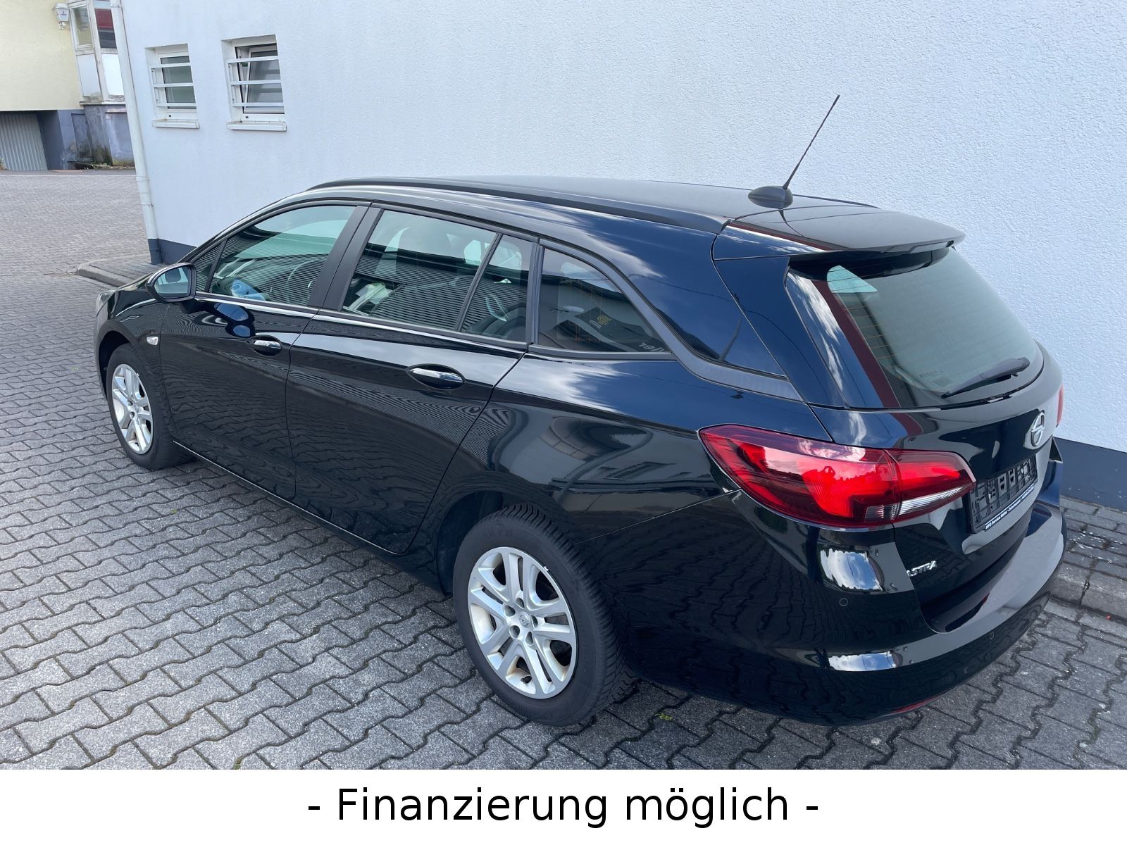Opel Astra K 1.5 D Sports Tourer Edition - Samsaru's Car Outlet