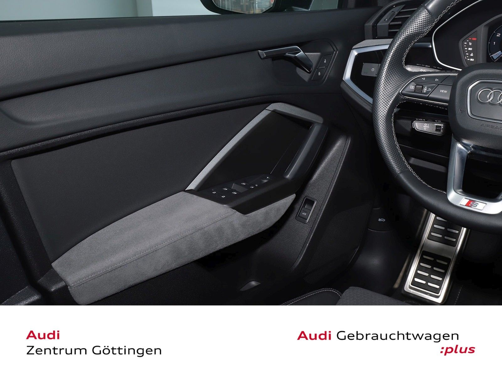 Audi Q3 S line 40 TFSI quattro - Samsaru's Car Outlet