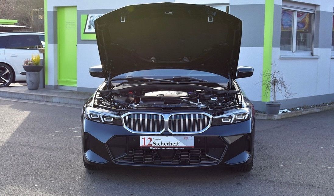 BMW Bmw 320d xDrive Touring Msport - Samsaru's Car Outlet